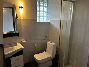 4bdrm House in Akuregoda, Pelawatte for rent
