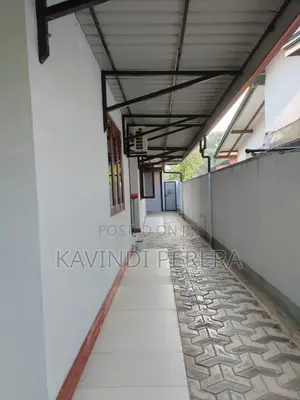 Photo - 3bdrm House in Abethissa Mawatha, Athurugiriya for sale