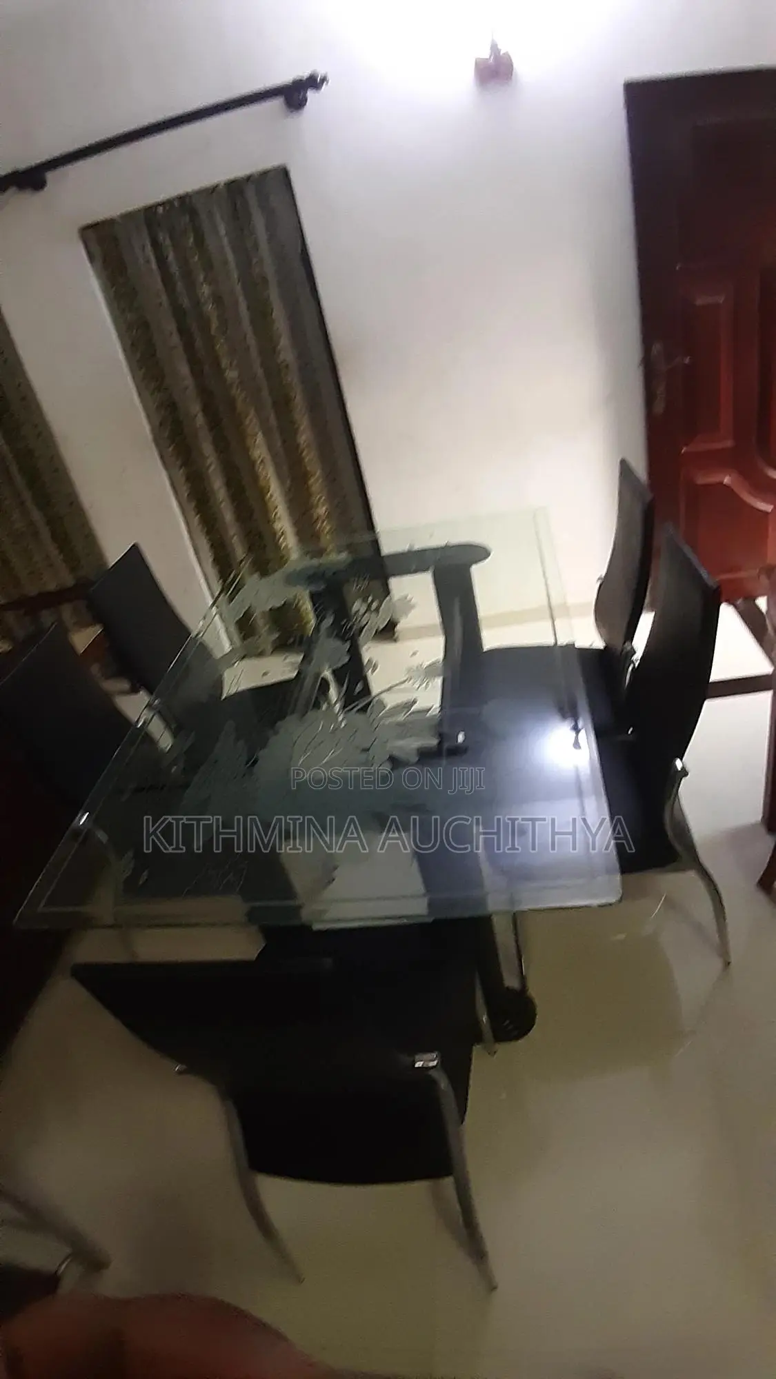 Dinning Table With Chairs