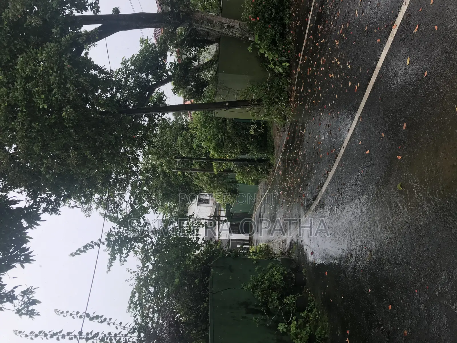 House and Land for Sale in Thalawathugoda
