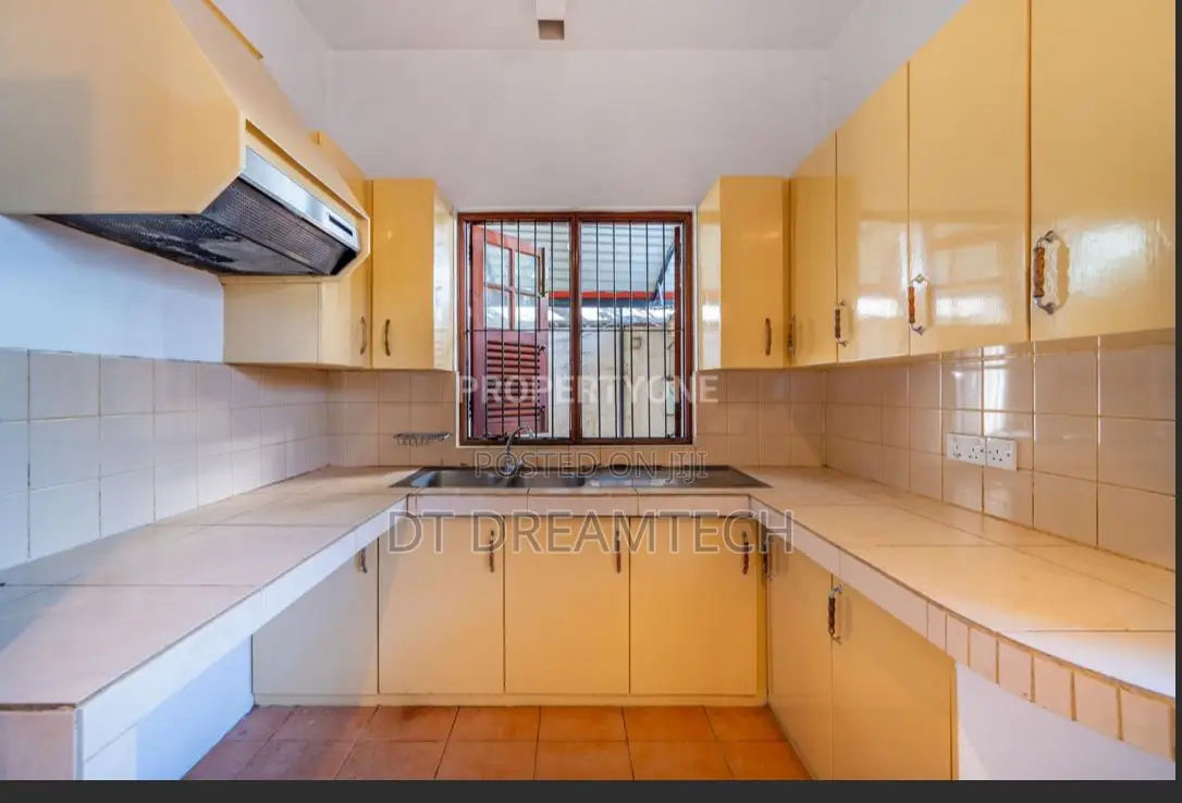 2bdrm House in Colombo City for rent
