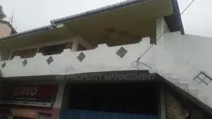 Photo - 6bdrm House in Mi Properties, Kolonnawa for sale