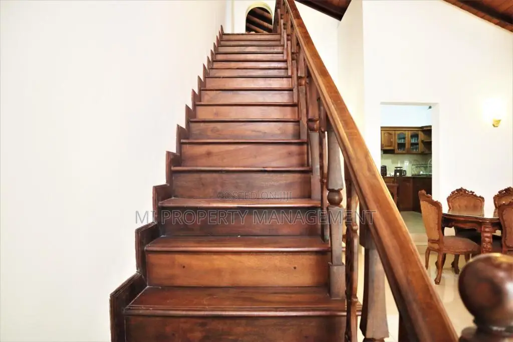 Furnished 4bdrm Duplex in Mi Properties, Dehiwala for sale