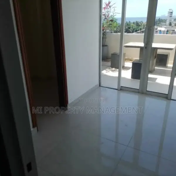 3bdrm Apartment in Mi Properties, Dehiwala for sale
