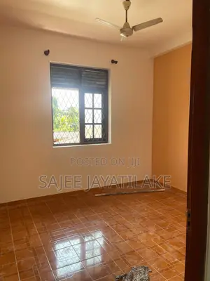 4bdrm House in Dehiwala-Mount Lavinia for rent