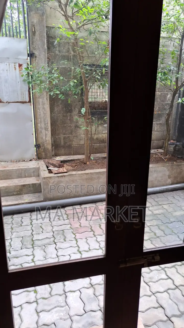 Furnished 2bdrm Apartment in Appartment, Rajagiriya for rent