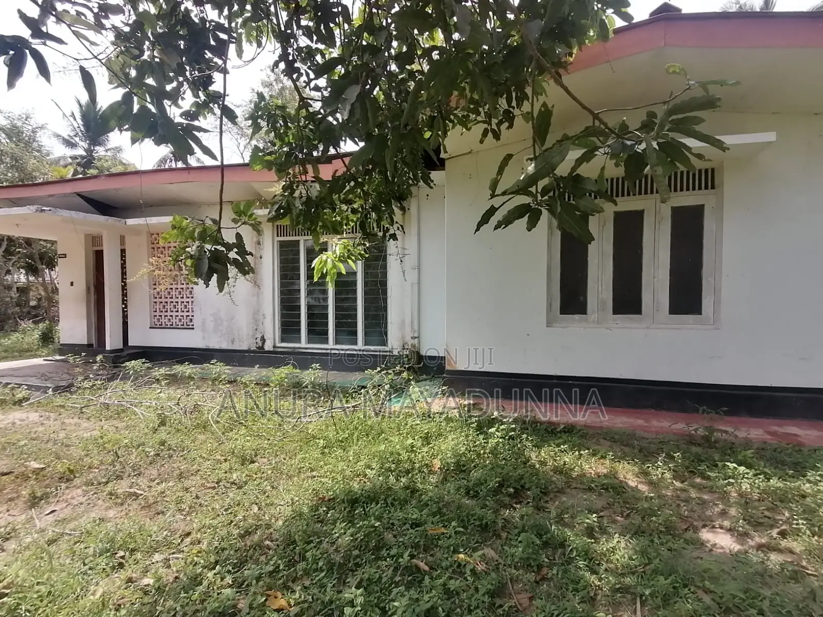 Furnished 4bdrm House in Nattandiya for sale