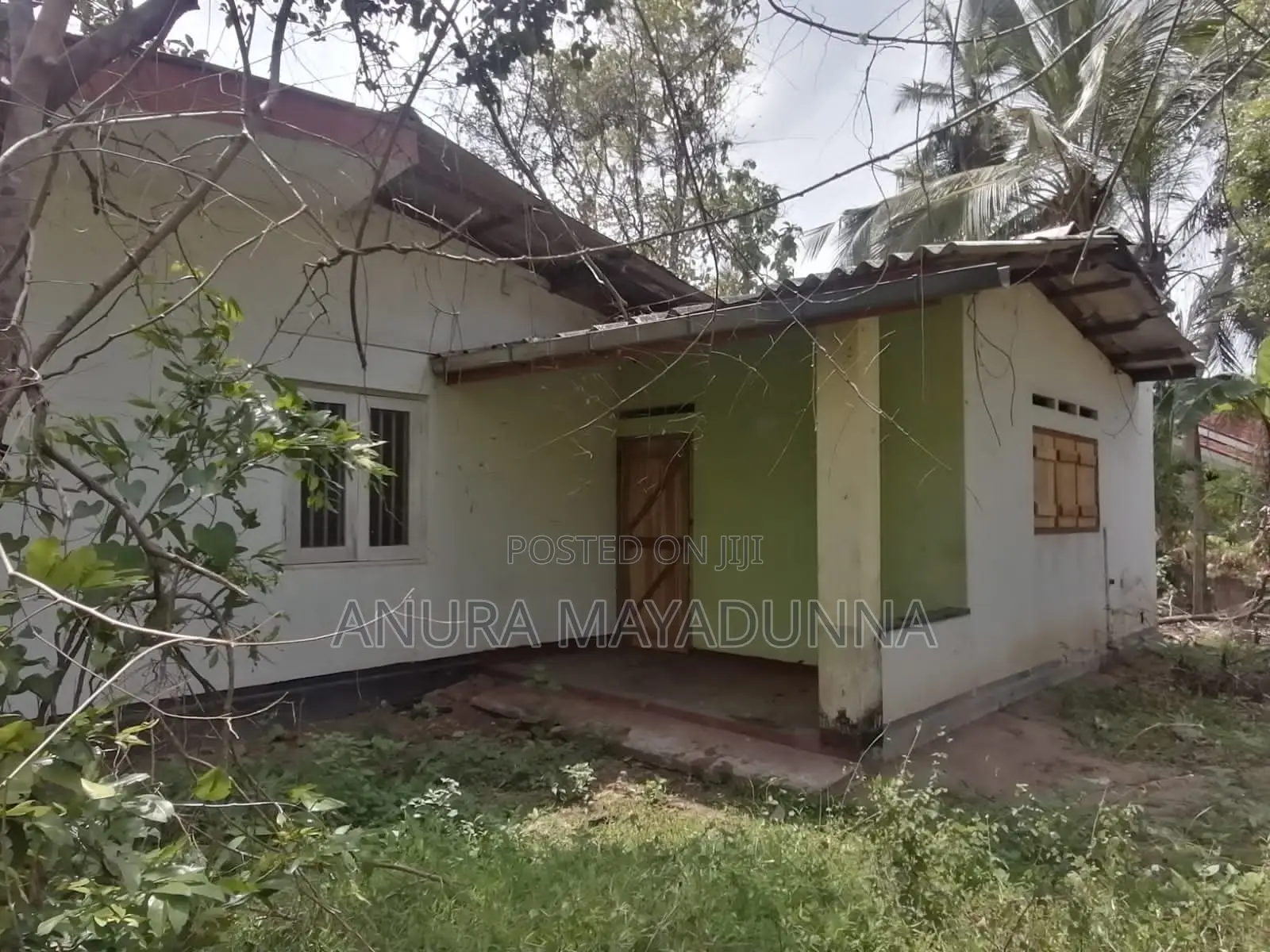 Furnished 4bdrm House in Nattandiya for sale