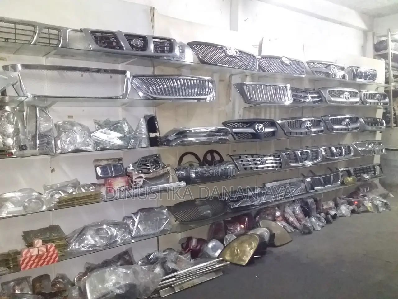 Vehicle Spare Parts Lot for Sale