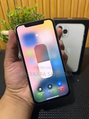 Photo - New Apple iPhone 11 Pro 256 GB White