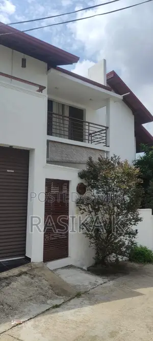 Furnished 4bdrm House in Home Rent, Battaramulla for rent