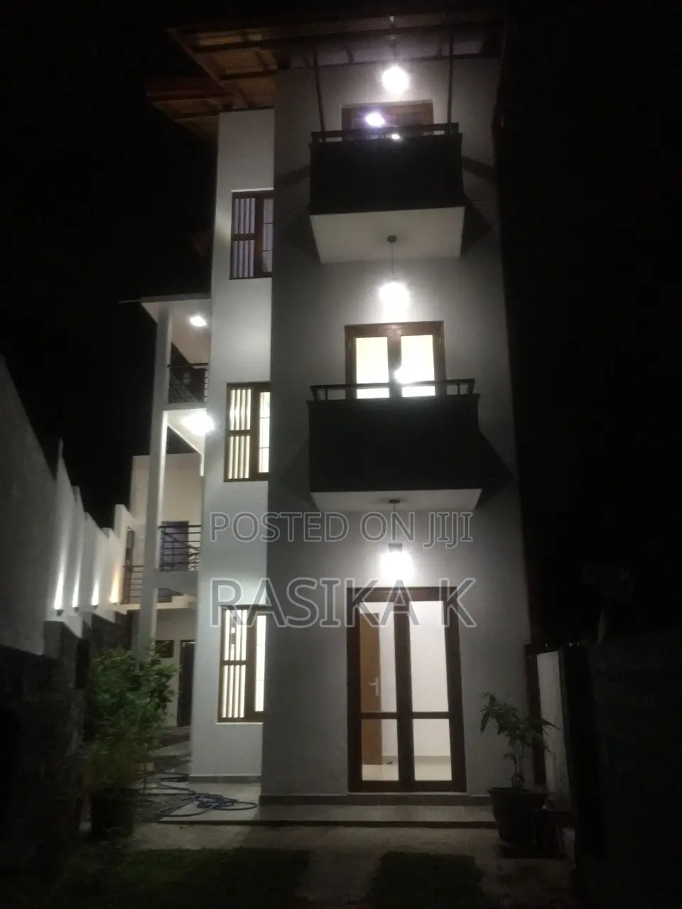Furnished 4bdrm House in Home Rent, Battaramulla for rent