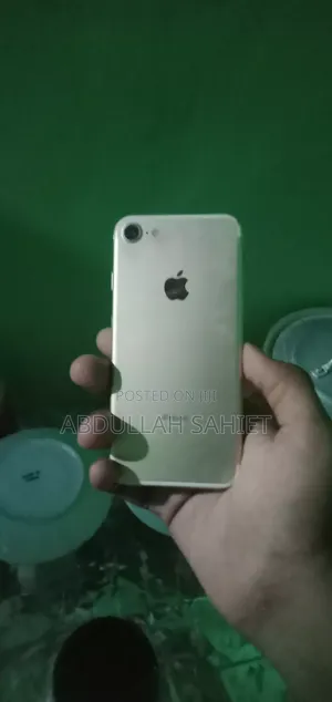 Apple iPhone 7 32 GB White
