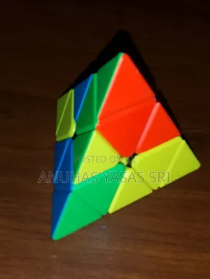 Pyramid Rubix Cube