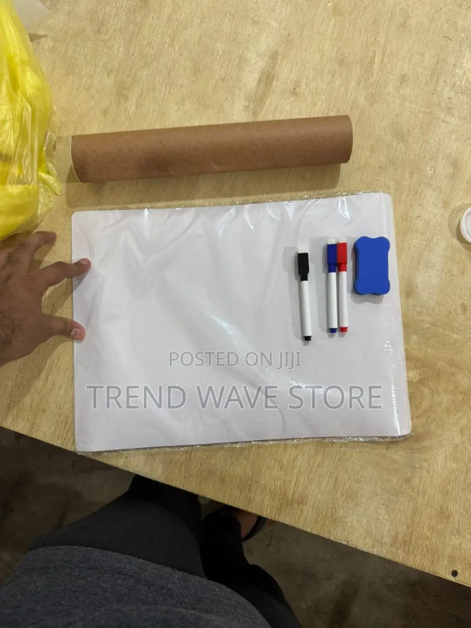 Magnetic Whiteboard (42 X 30cm)