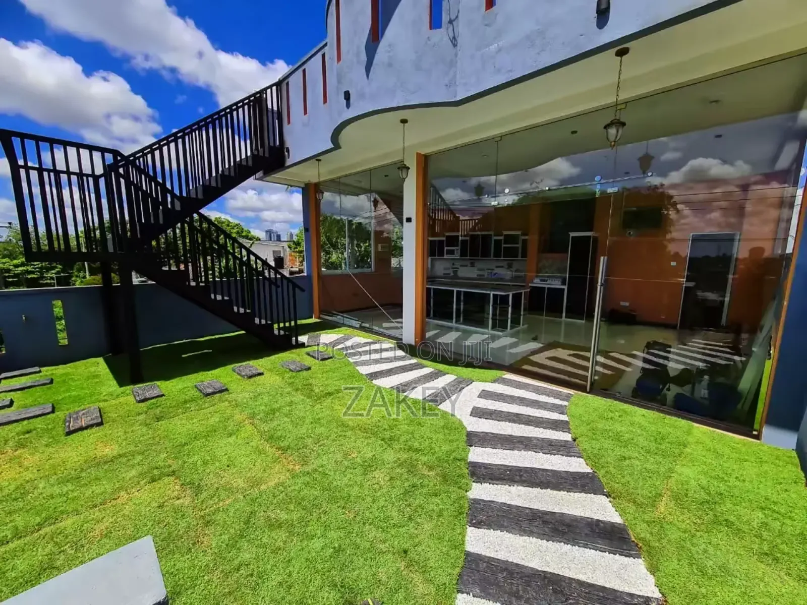 4bdrm House in Kolonnawa for sale