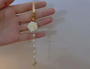 Photo - Korean Rose Flower Bracelet White Available