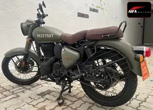 Photo - New Royal Motorcycle 2024 Green