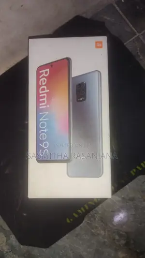 Photo - Xiaomi Redmi Note 9S 128 GB Red