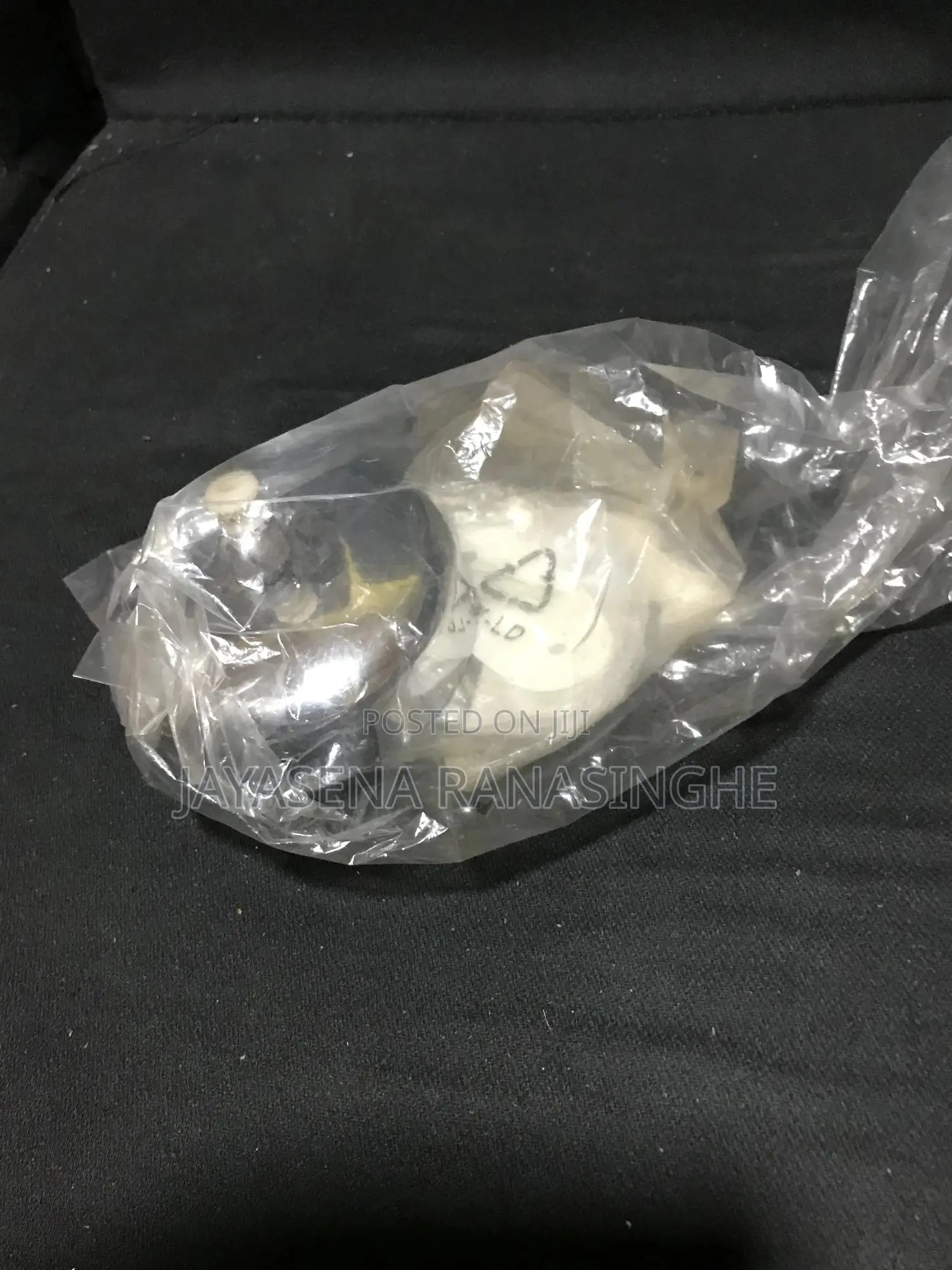 Brand New Bath Room Hider Line for Sale