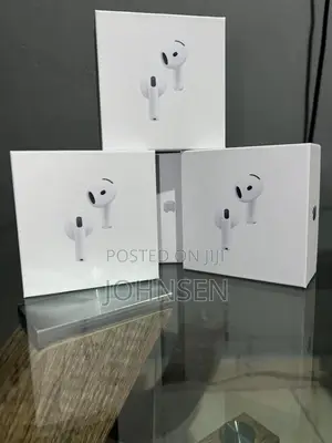 Photo - Apple Airpods 4 (2024)