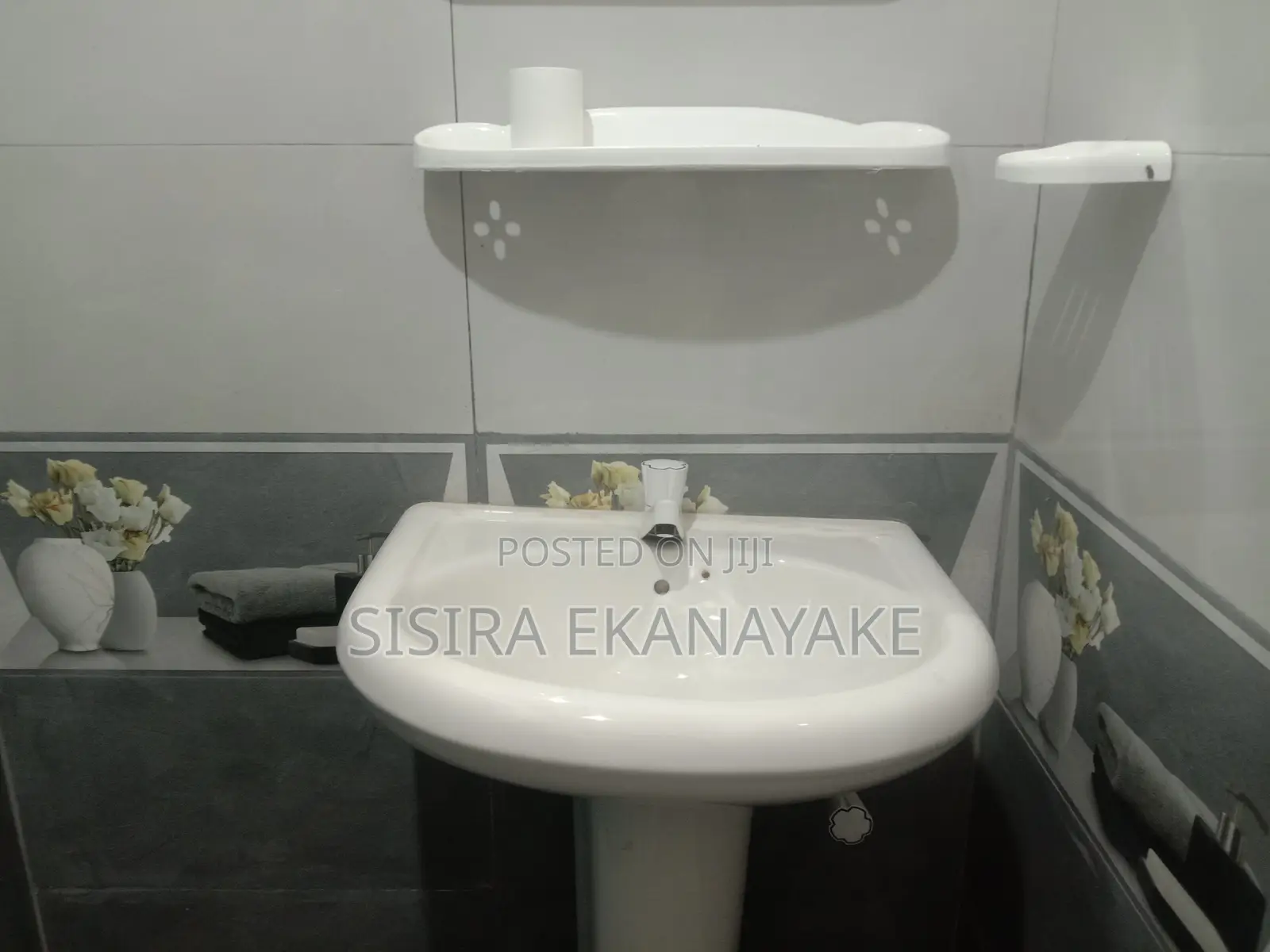 1bdrm Room & Parlour in Mawathagama for rent