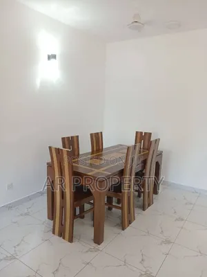 Furnished 3bdrm Apartment in Abdul Rahuman, Wellawatte for rent