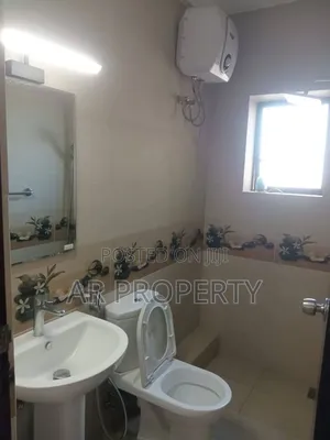 Furnished 3bdrm Apartment in Abdul Rahuman, Wellawatte for rent