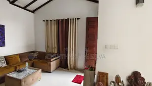 Photo - 3bdrm House in Athurugiriya for sale