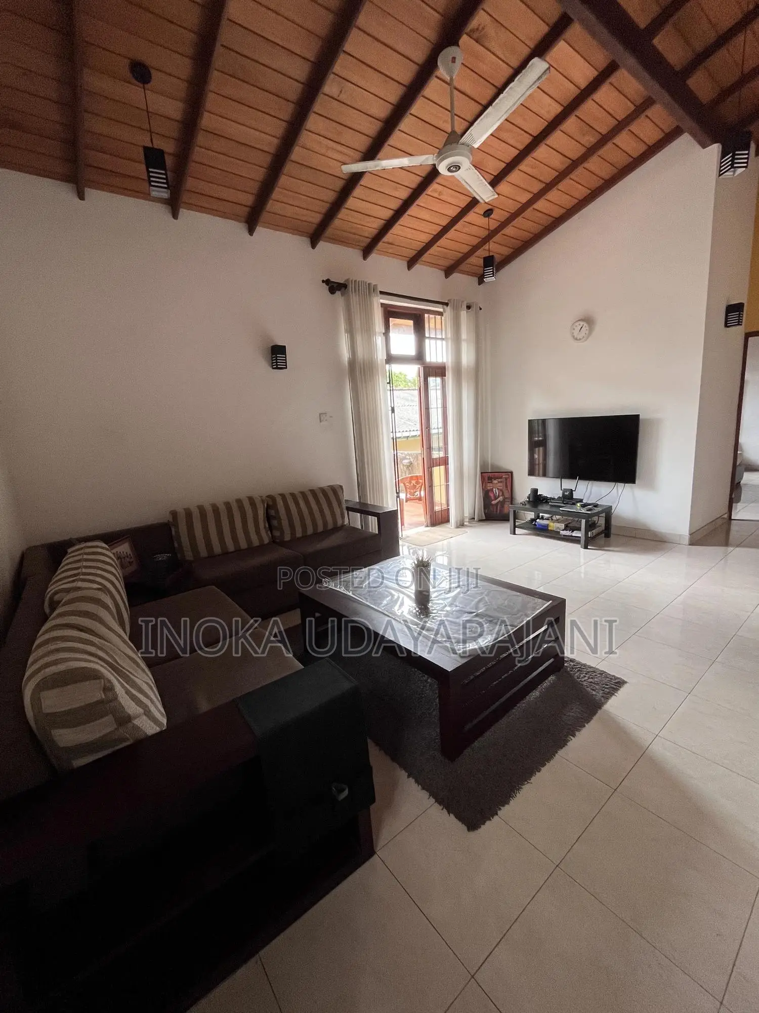 Furnished 4bdrm House in Western, Thalawathugoda for sale