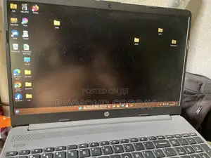 Photo - Laptop HP 250 G8 8GB Intel Core I3 SSD 256GB