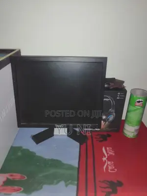 Photo - Dell Desktop