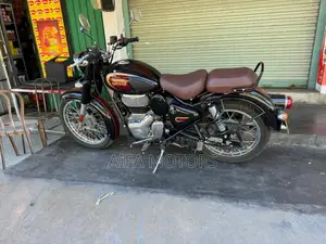 Royal Motorcycle 2023 Black