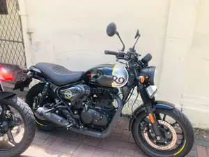 Royal Motorcycle 2024 Black
