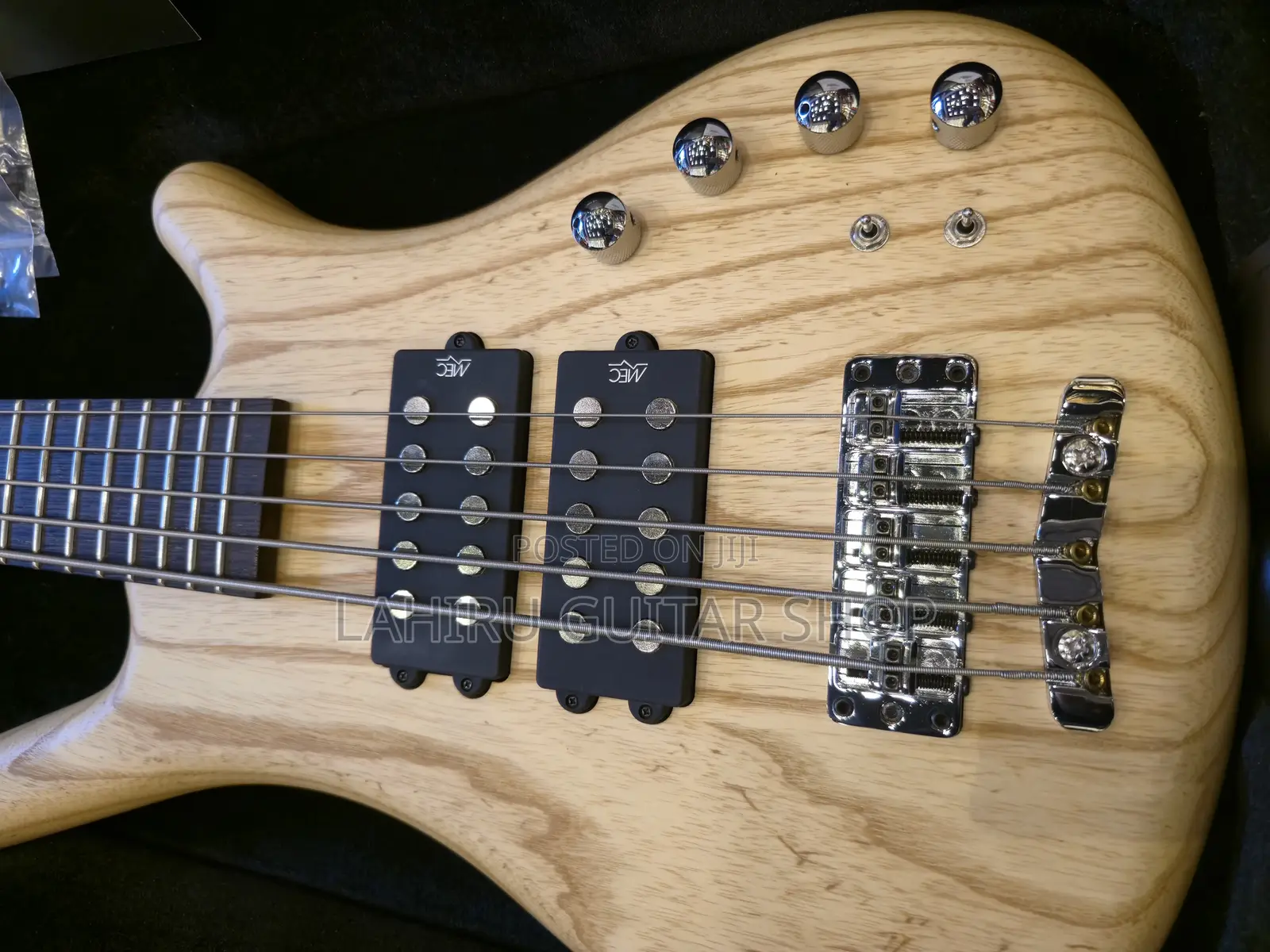 Warwick Team Built Pro Series Corvette - $$ 5 String Bass Gu