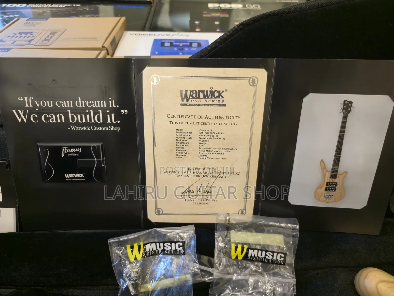 Warwick Team Built Pro Series Corvette - $$ 5 String Bass Gu