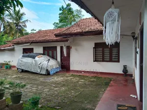 Land With House at Aparekka, Matara