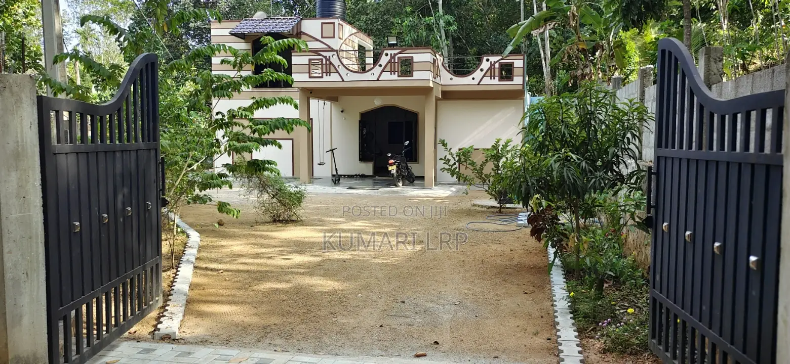 2bdrm Duplex in Urgent Sale., Mawathagama for sale