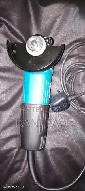 Photo - Makita Grinder 100mm ( 4" )