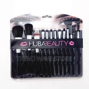 Photo - Huda Beauty 12 PCS Professional Makeup Brush Set