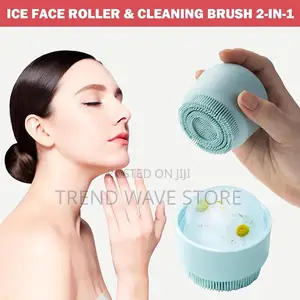 Photo - Ice Face Roller and Cleaning Brush