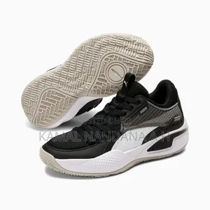 Photo - Basketball Shoe