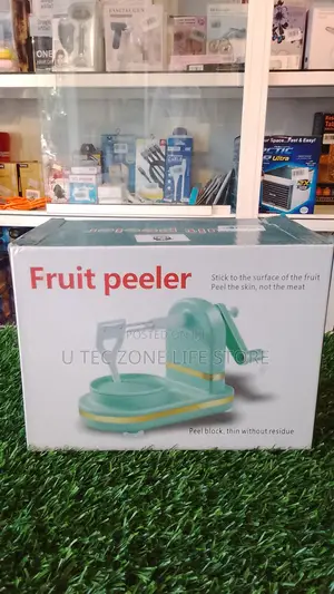 Photo - Manual Rotary Fruit Peeler