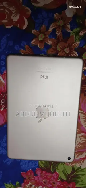 Photo - Apple iPad mini 4 64 GB