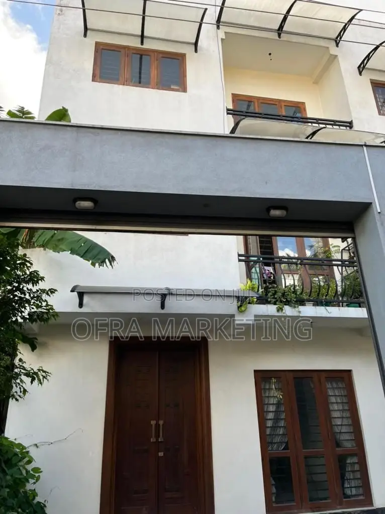 4bdrm House in Battaramulla for rent