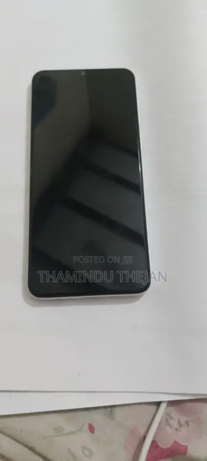 Photo - Samsung Galaxy A04 64 GB White