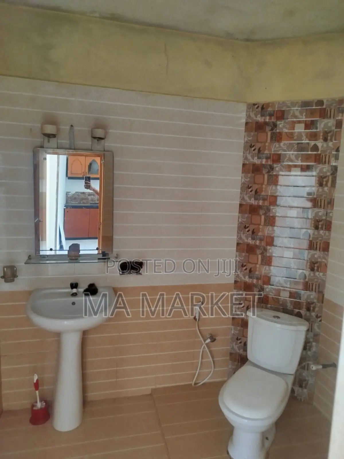 2bdrm House in 2 Bedrooms Single, Nugegoda for rent