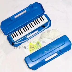 Photo - Bee Melodica 37 Key With Box (P06789)