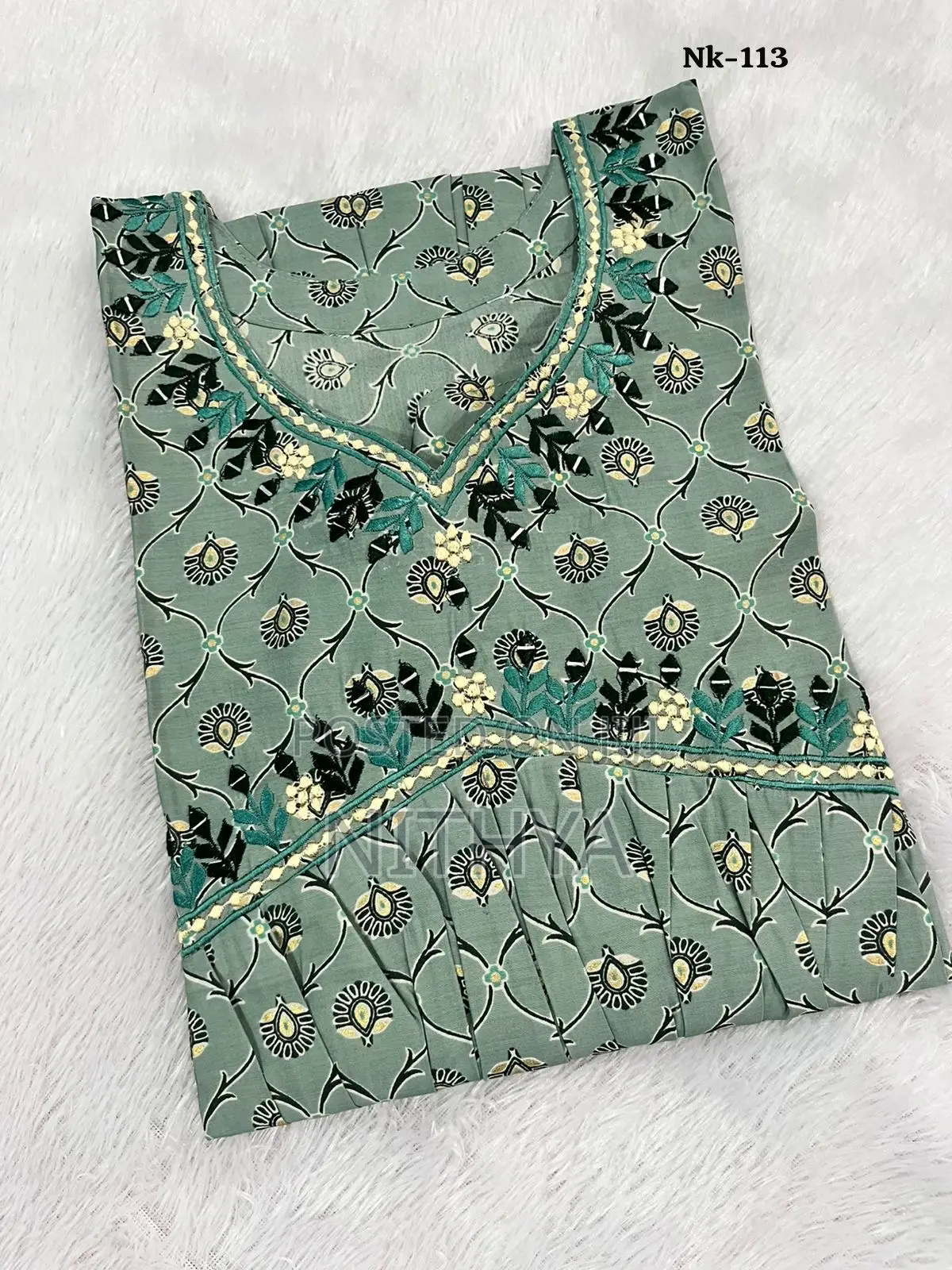 Aliya Cut Top