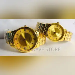 Photo - Gold Chain Luxury Couple Watch